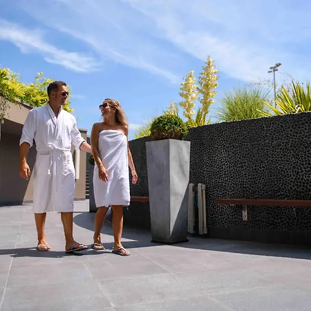 Szálloda & Wellness Zuiver